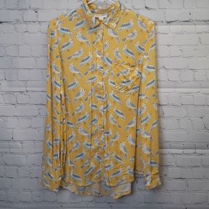 Beachlunchlounge button down yellow bird top